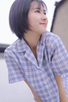 丰满的人妻HD